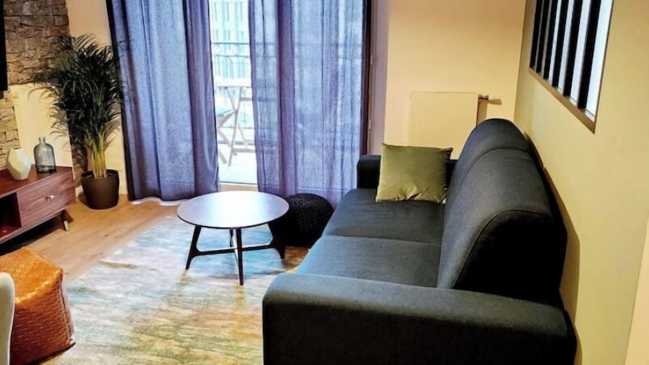 Photo of Livingroom in Clamart