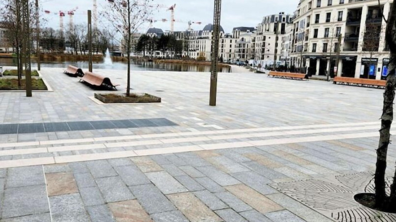 Photo of Outdoor in Clamart