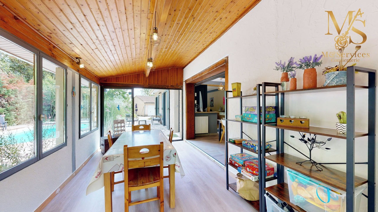 Photo of Others in Saint-Laurent-des-Hommes