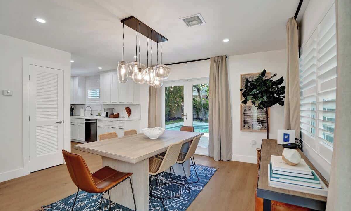 Photo of Bedroom in Lake Ridge