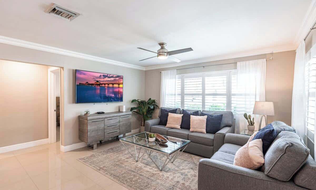 Photo of Bedroom in Lake Ridge