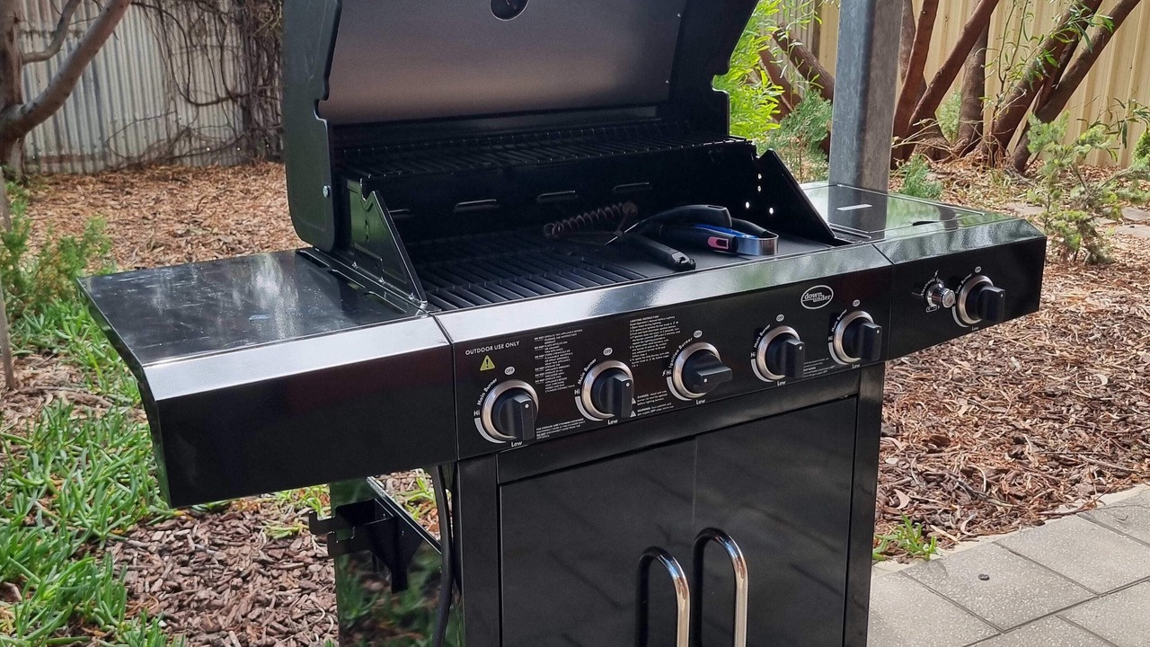 Photo of Outdoor in Largs North