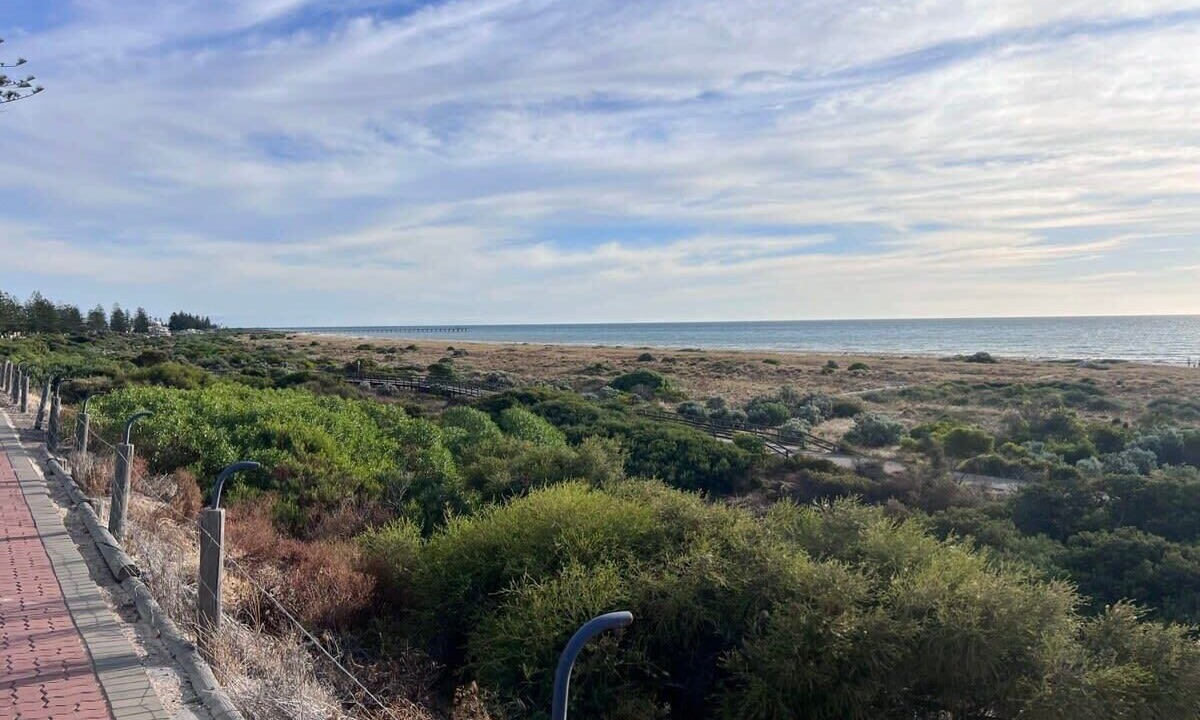 Photo of Others in Largs North