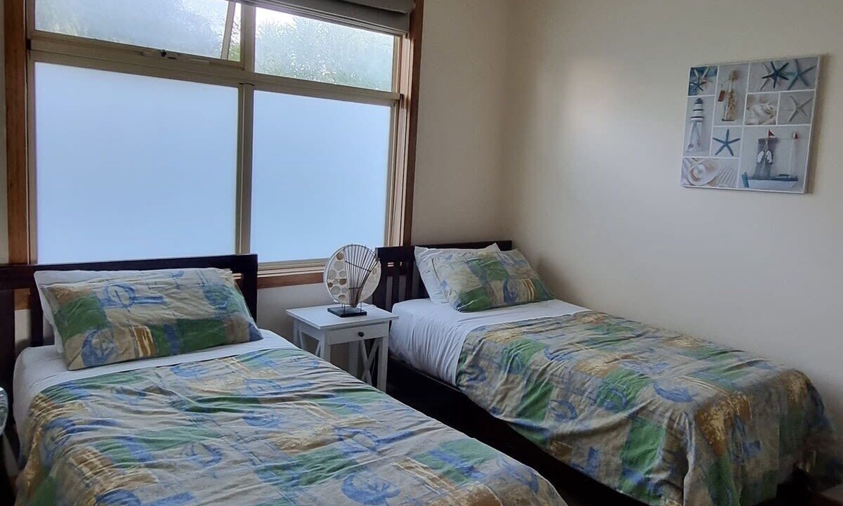 Photo of Others in Largs North