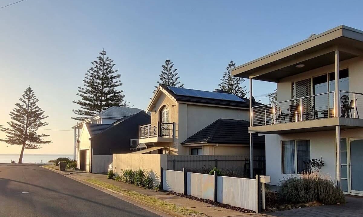 Photo of Others in Largs North