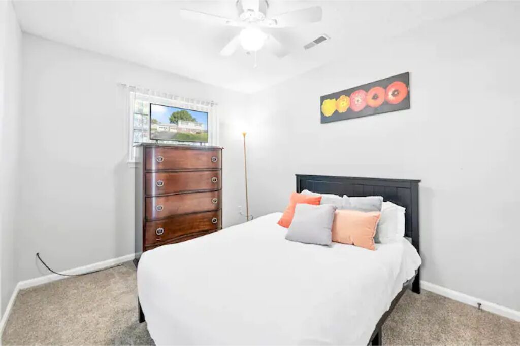 Photo of Bedroom in Virginia Beach