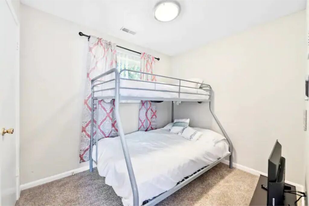 Photo of Bedroom in Virginia Beach
