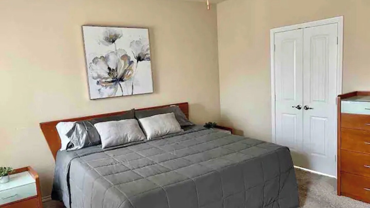 Photo of Bedroom in Fossil Creek