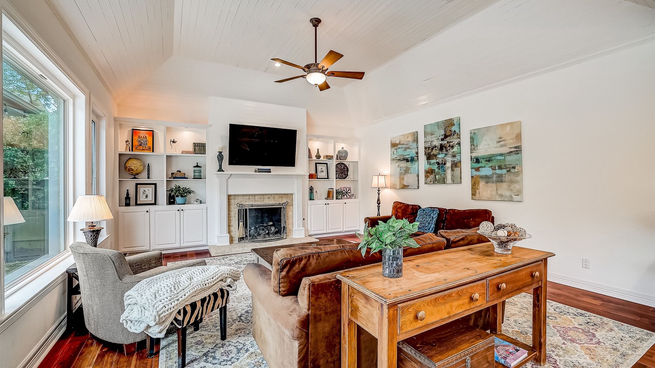 Photo of Livingroom in Riverplace