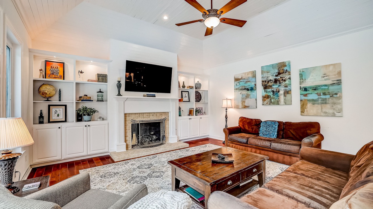 Photo of Livingroom in Riverplace