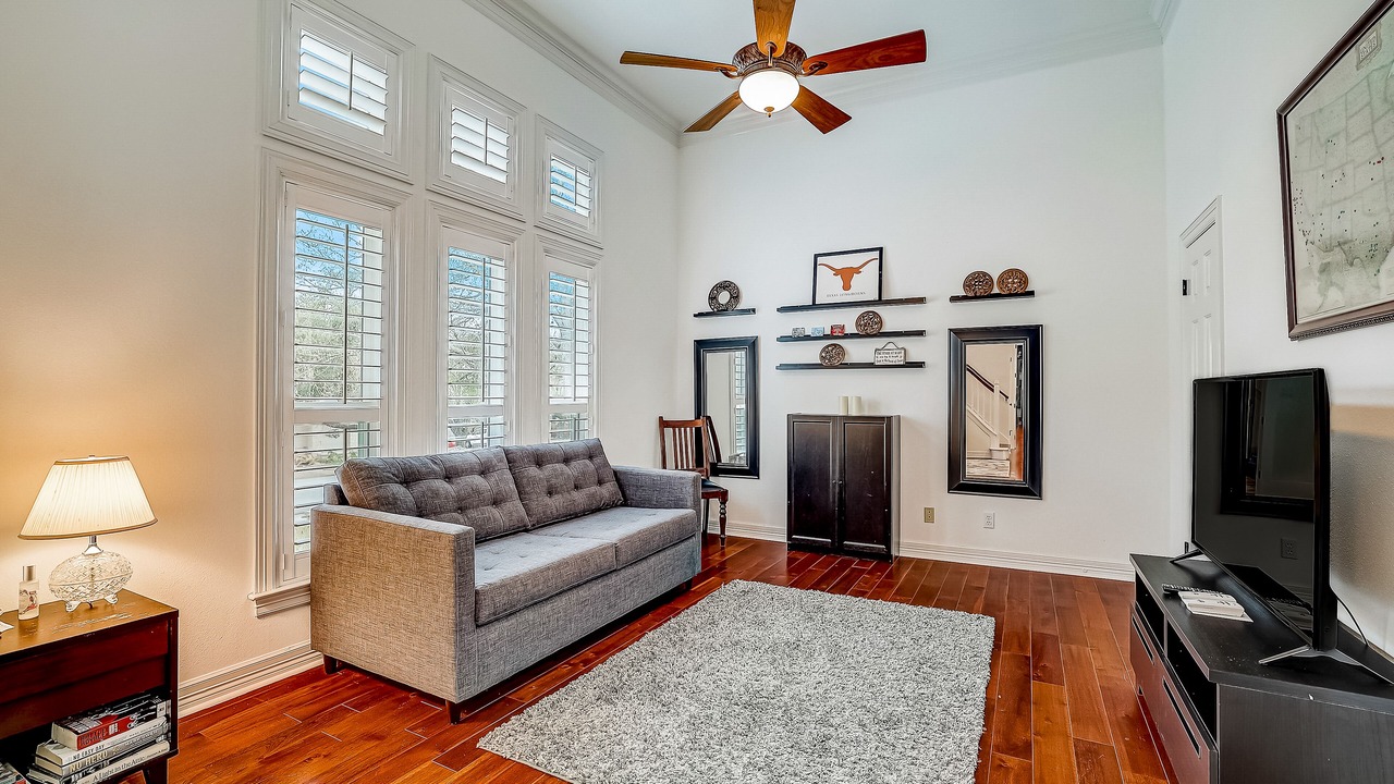 Photo of Livingroom in Riverplace