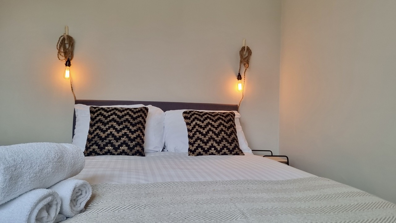 Photo of Bedroom in Heath