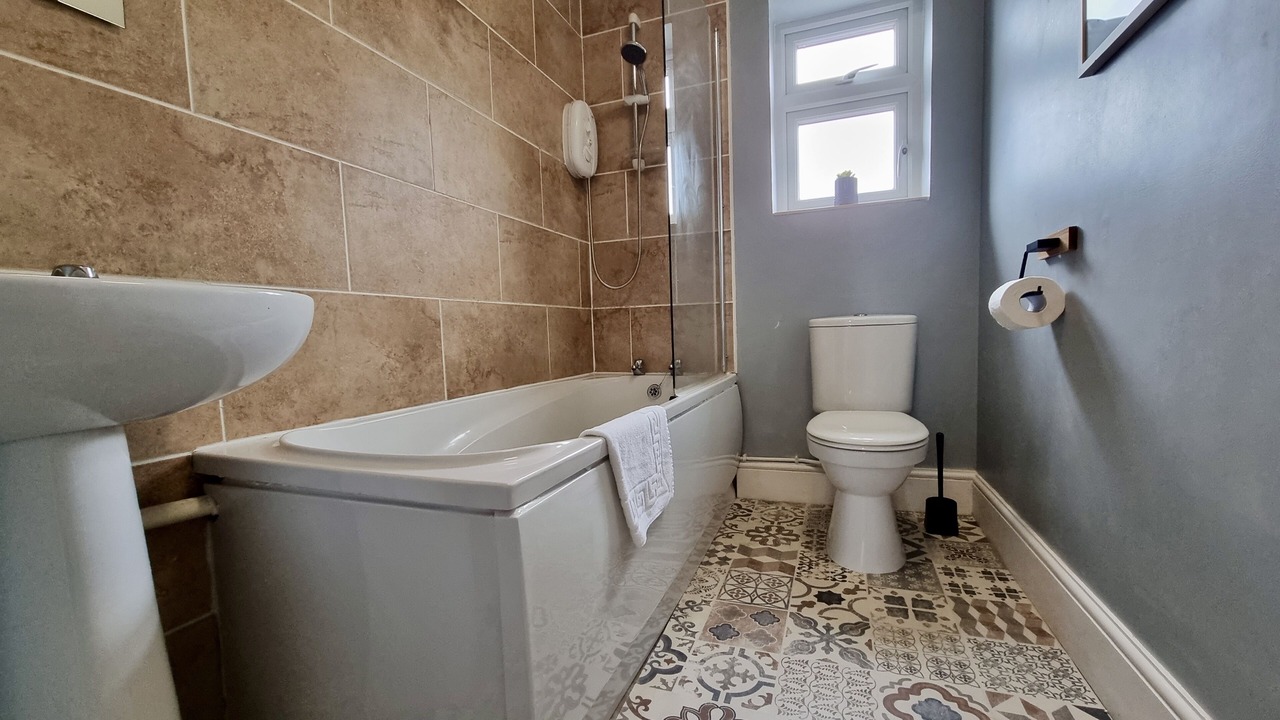 Photo of Bathroom in Heath