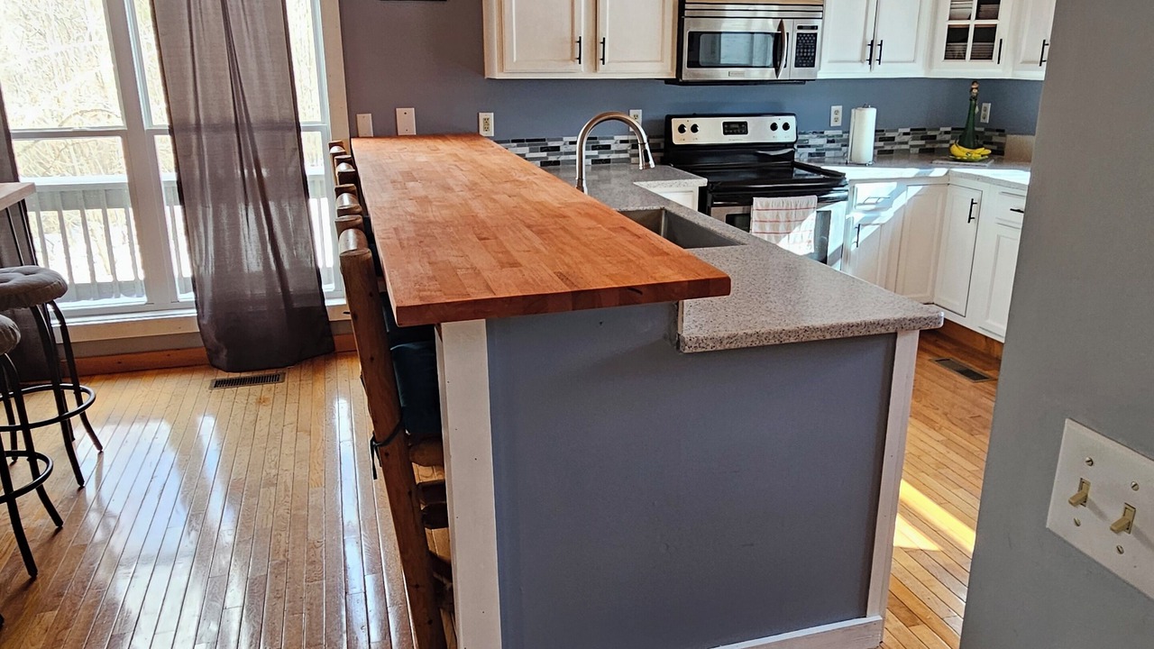 Photo of Kitchen in Byrdstown