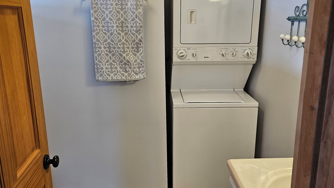Photo of Bathroom in Byrdstown
