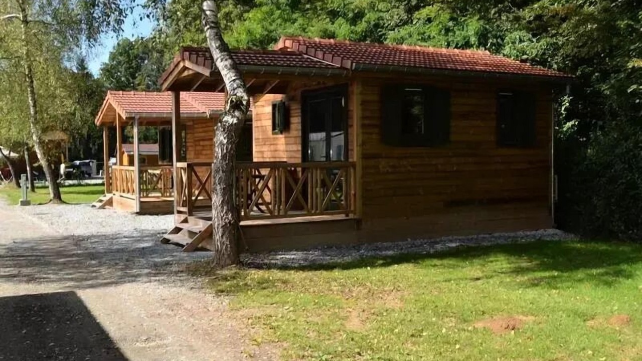 Photo of Outdoor in Leval