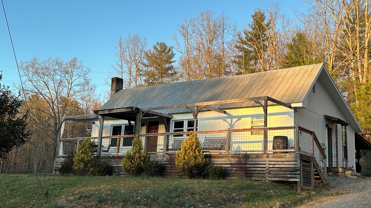 Photo of Outdoor in Morganton