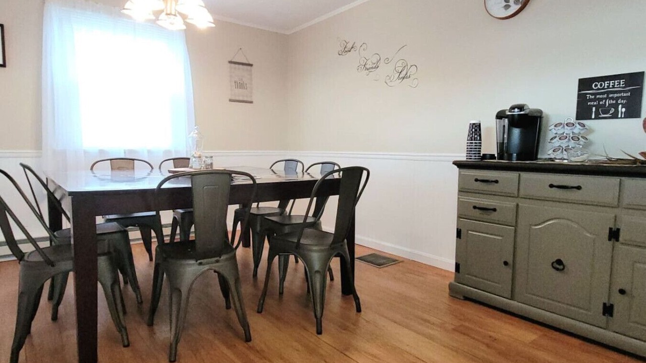 Photo of Others in Paradise