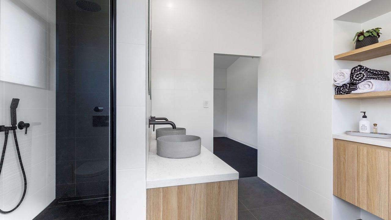 Photo of Bathroom in Sunshine Beach