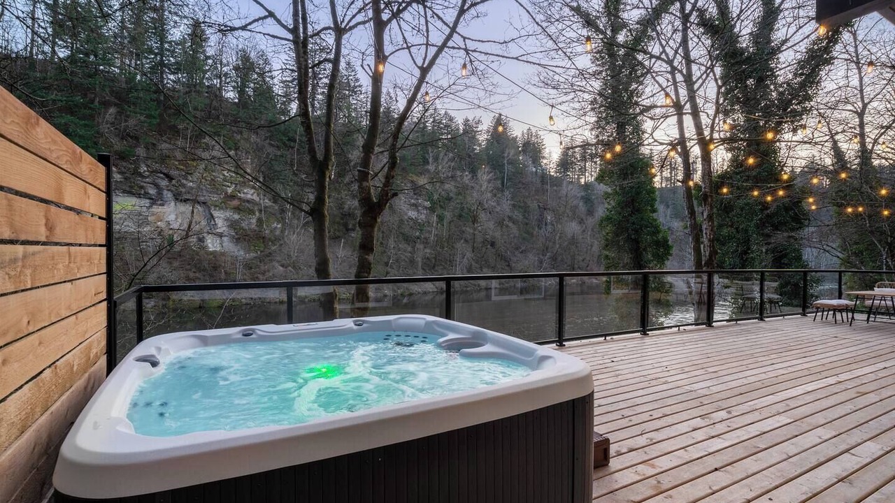 Photo of Patio Balcony in Troutdale