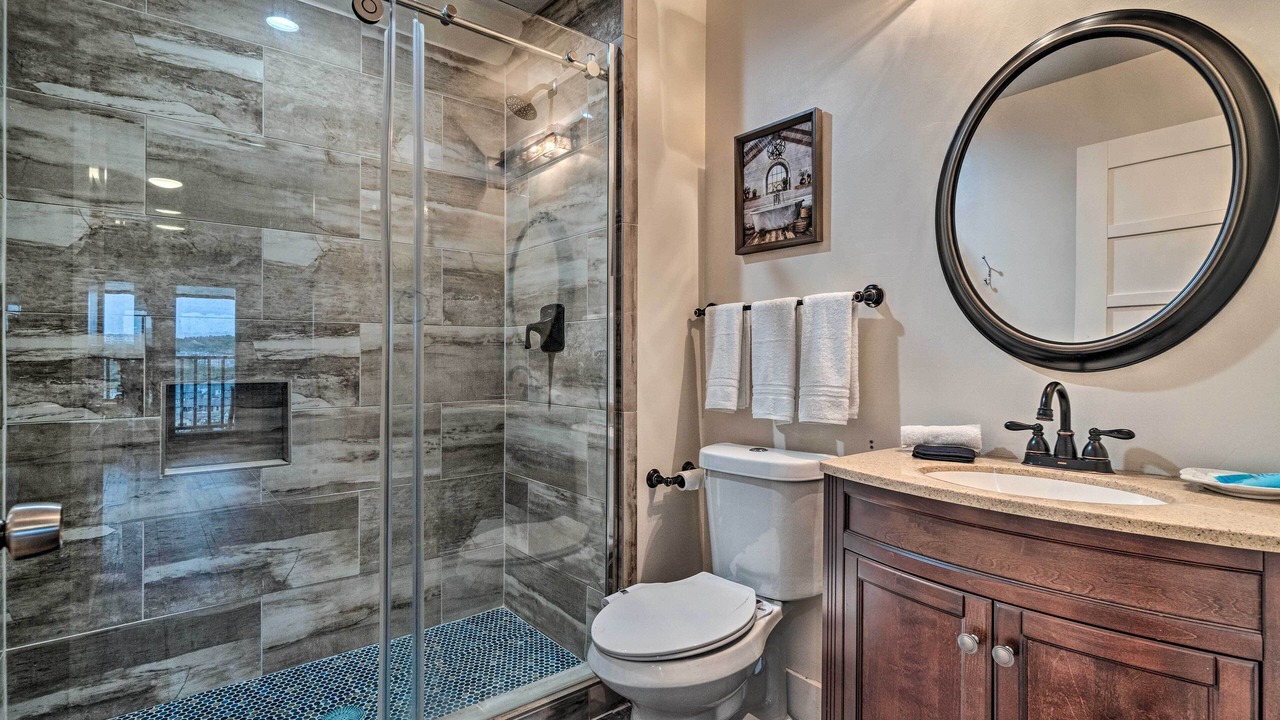 Photo of Bathroom in Comanche Trail Estates