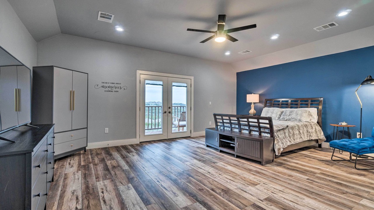 Photo of Patio Balcony in Comanche Trail Estates