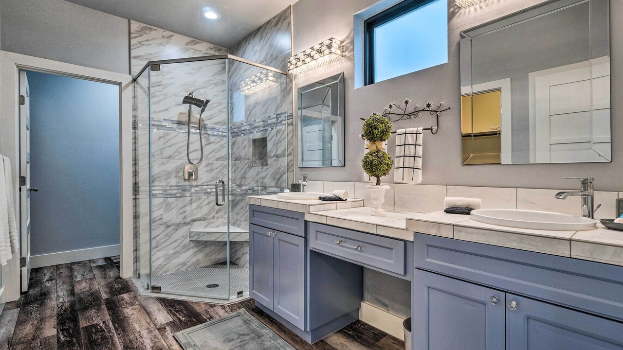 Photo of Bathroom in Comanche Trail Estates