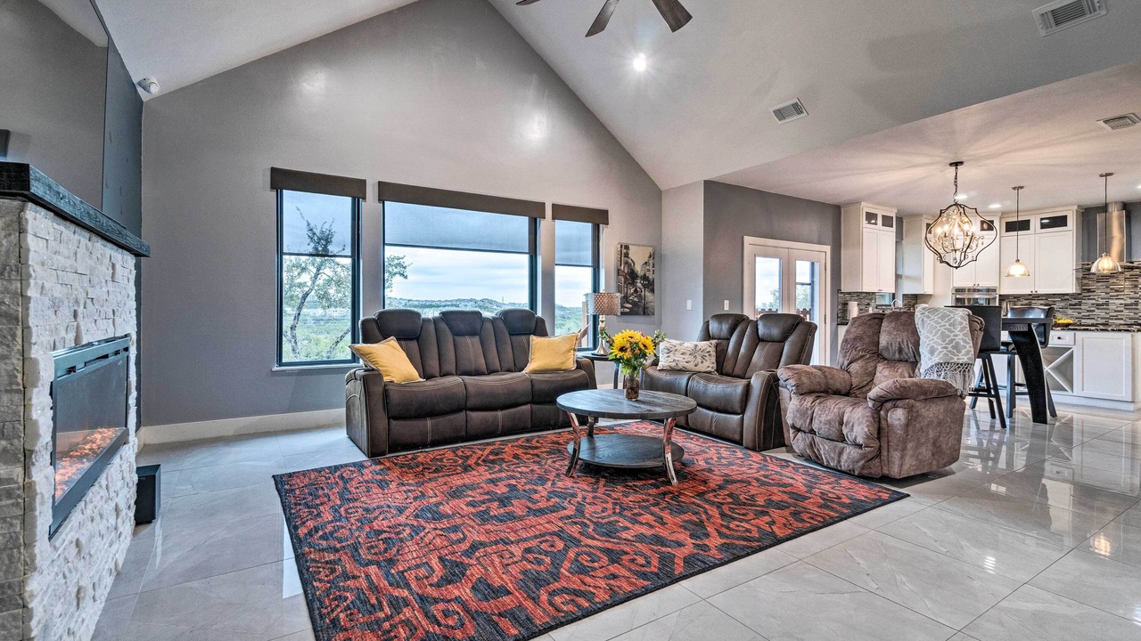 Photo of Bedroom in Comanche Trail Estates