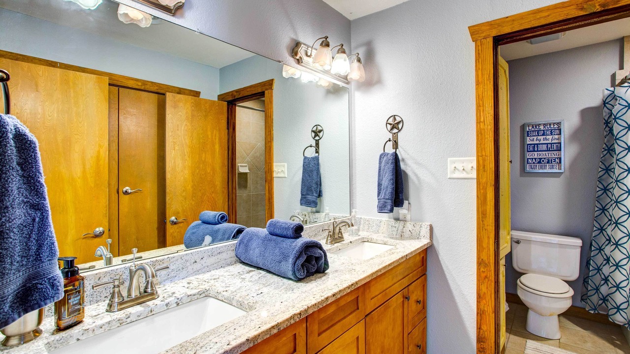 Photo of Bathroom in Gun Barrel City