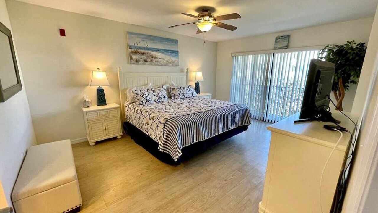Photo of Bedroom in Cocoa Beach