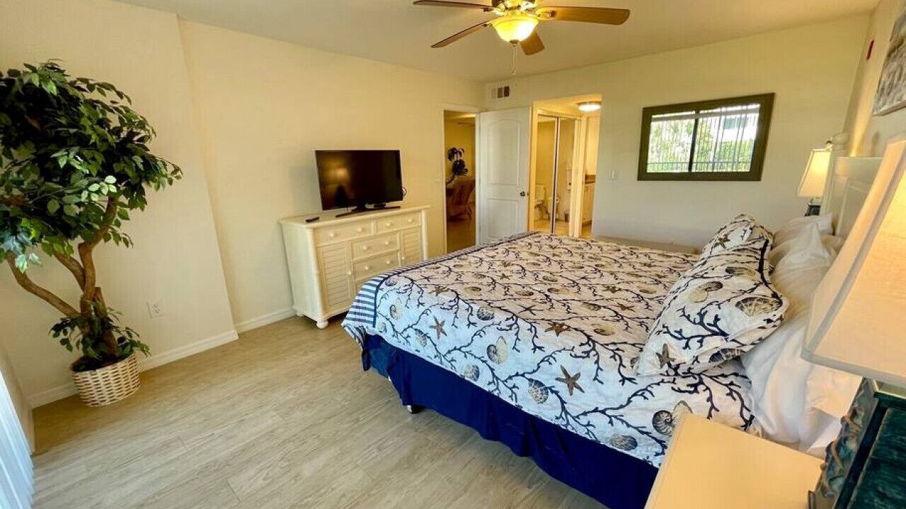 Photo of Bedroom in Cocoa Beach