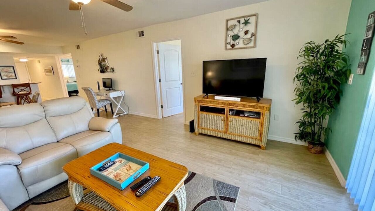 Photo of Livingroom in Cocoa Beach