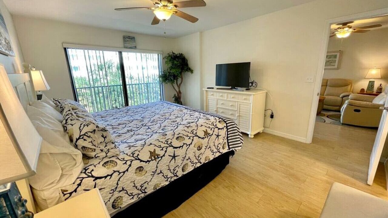 Photo of Bedroom in Cocoa Beach