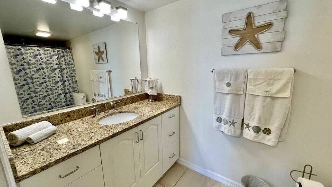 Photo of Bathroom in Cocoa Beach