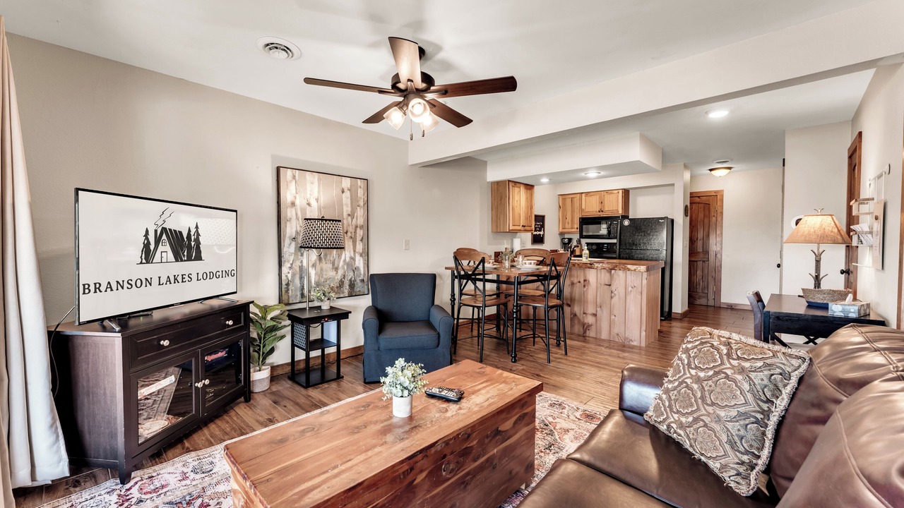 Photo of Livingroom in Branson West