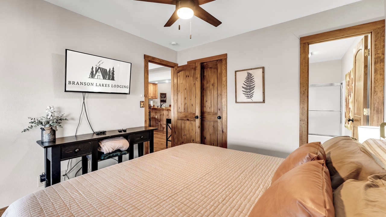 Photo of Bedroom in Branson West