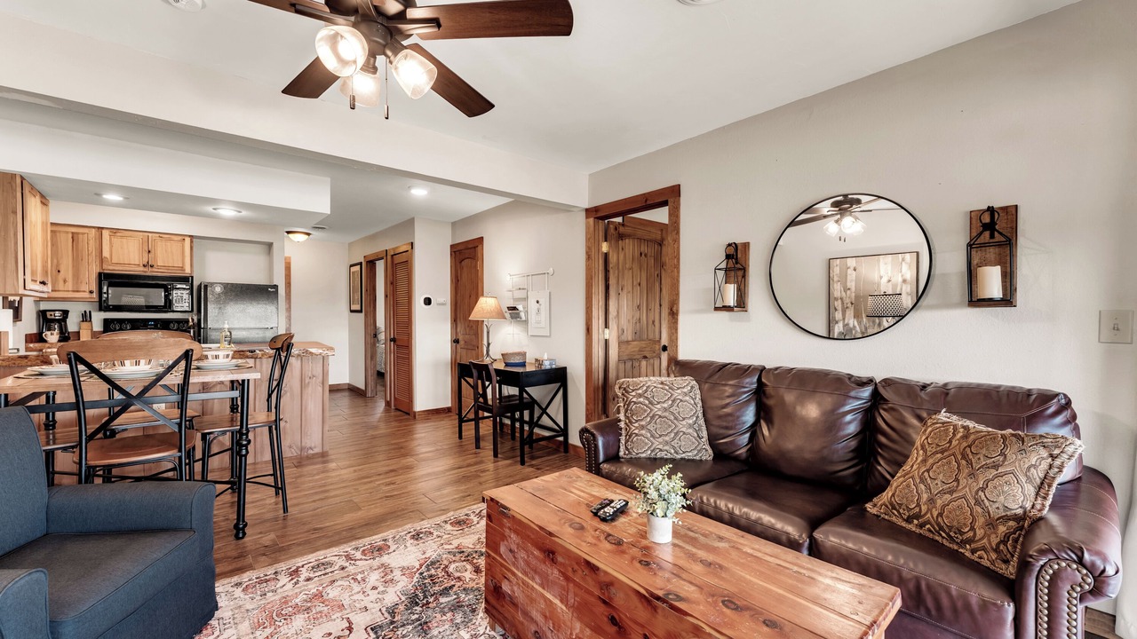 Photo of Livingroom in Branson West
