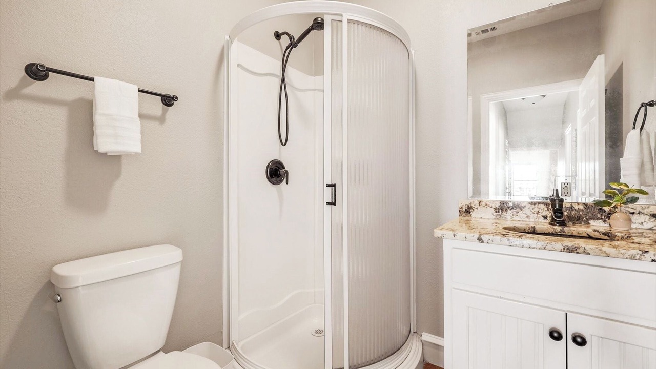 Photo of Bathroom in Palo Pinto County
