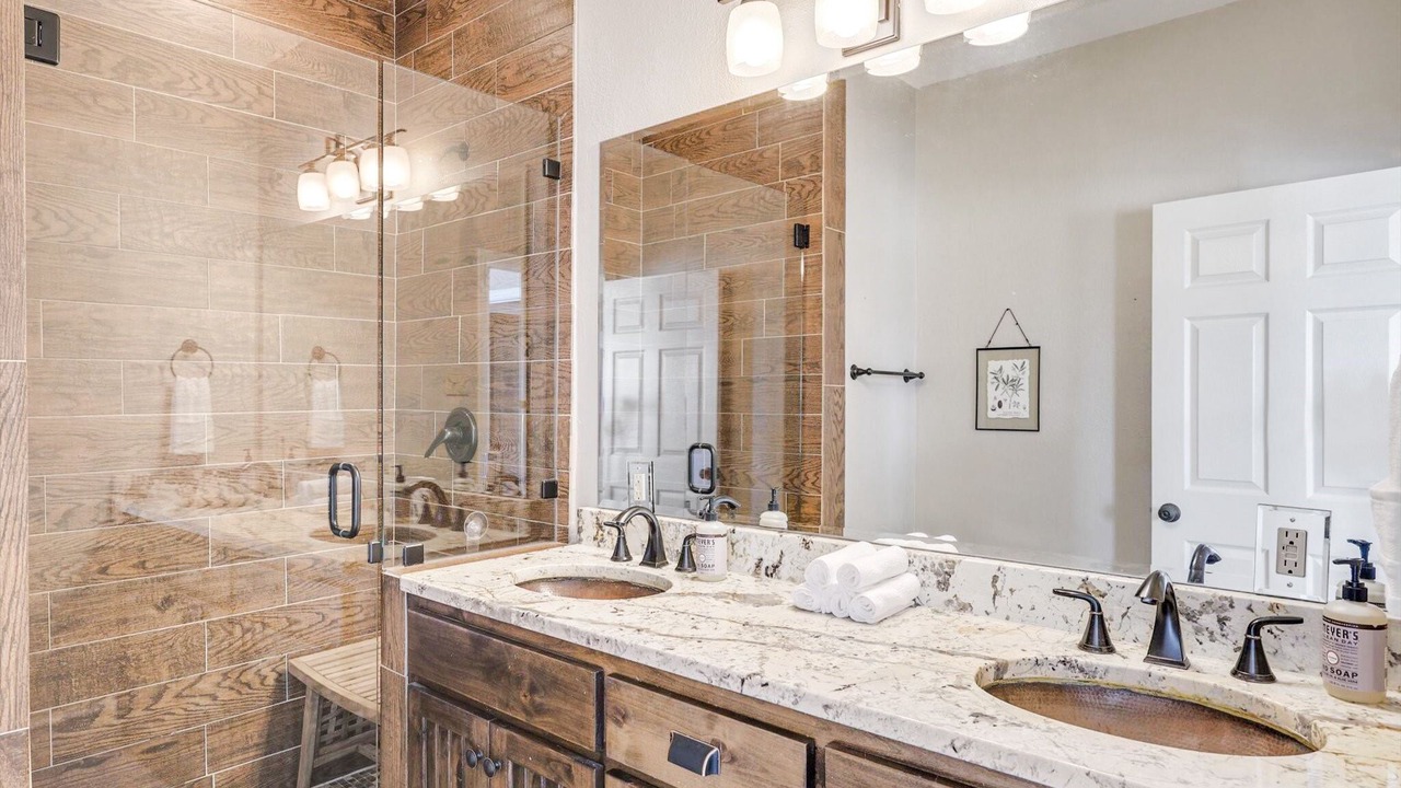Photo of Bathroom in Palo Pinto County