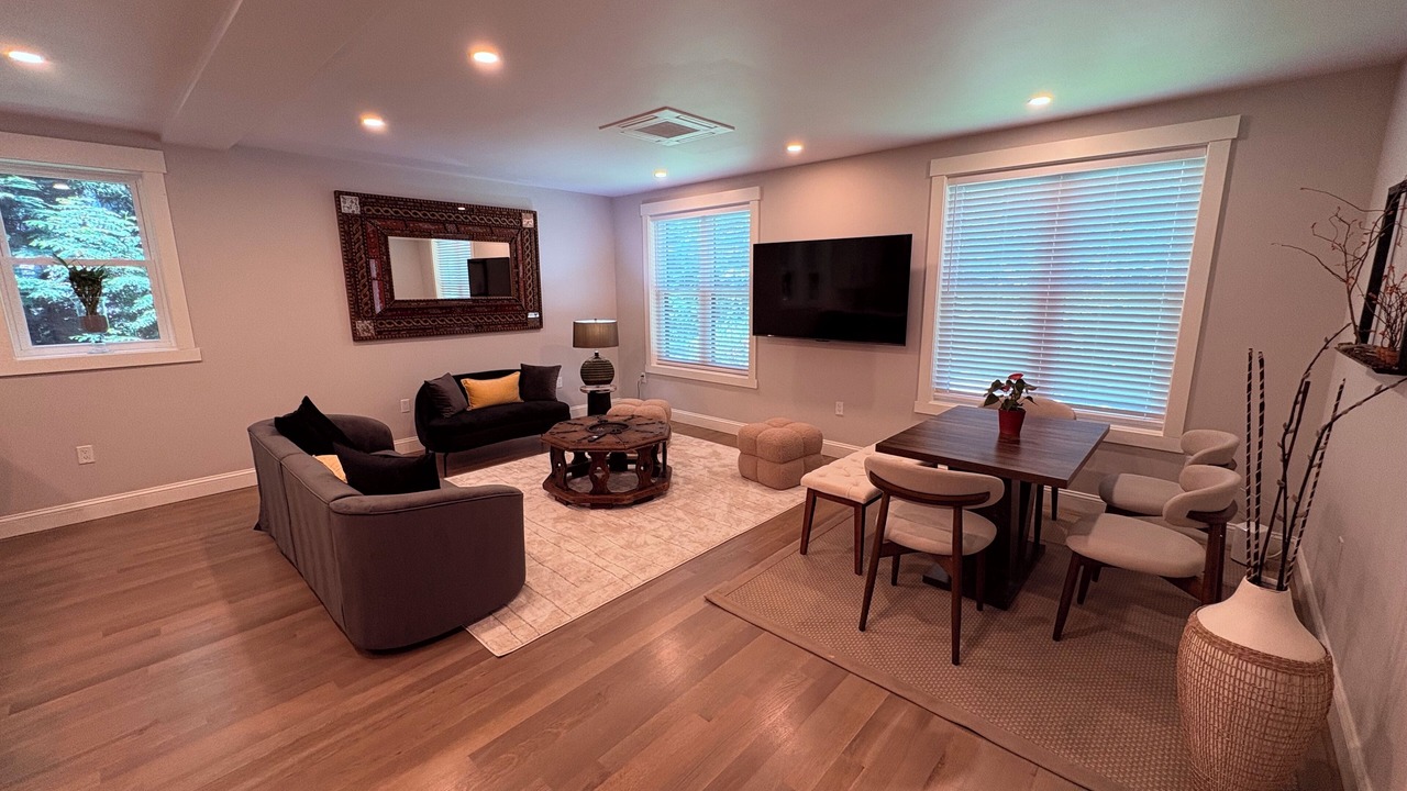 Photo of Livingroom in Wellesley