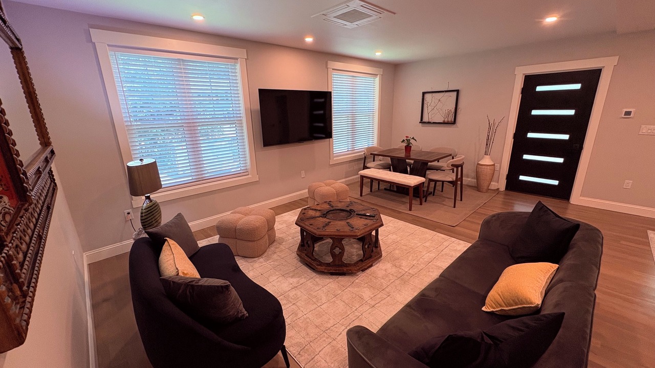 Photo of Livingroom in Wellesley