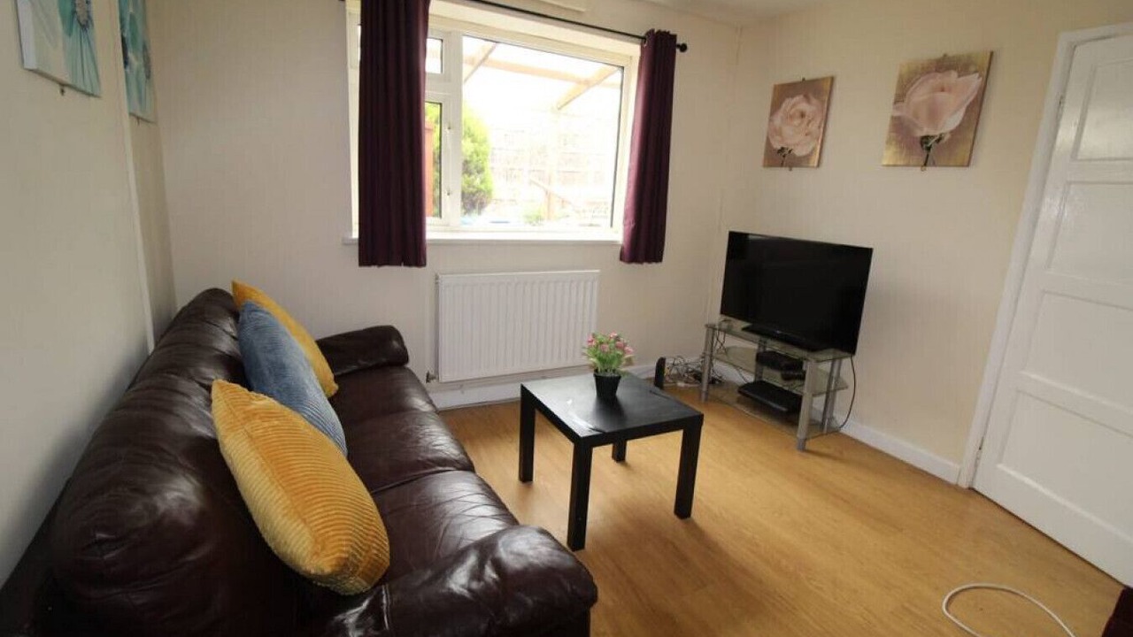 Photo of Livingroom in Derby