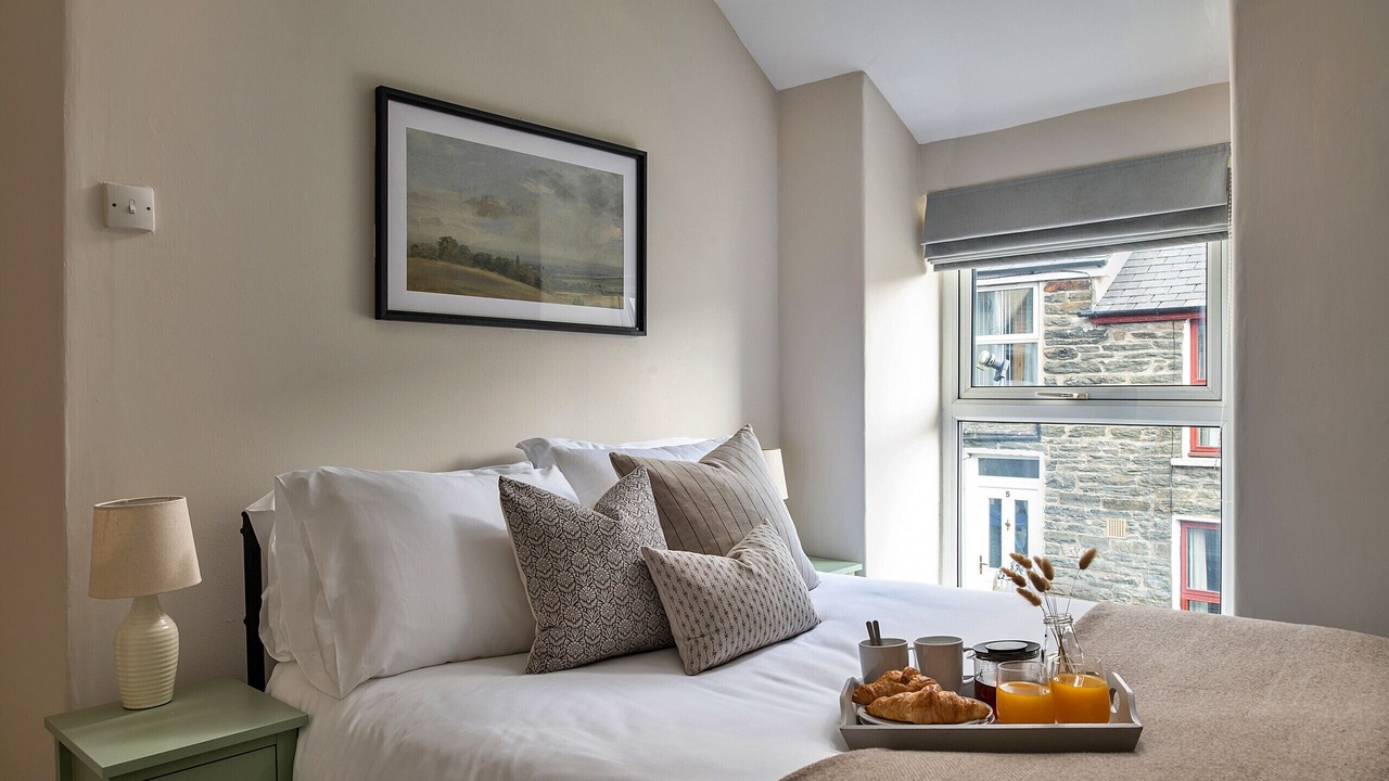 Photo of Bedroom in Rhiwbryfdir