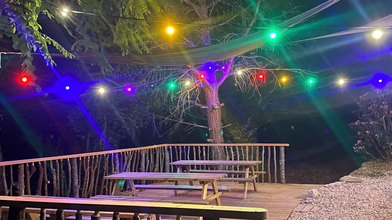 Photo of Outdoor in L'Isle-Bouzon