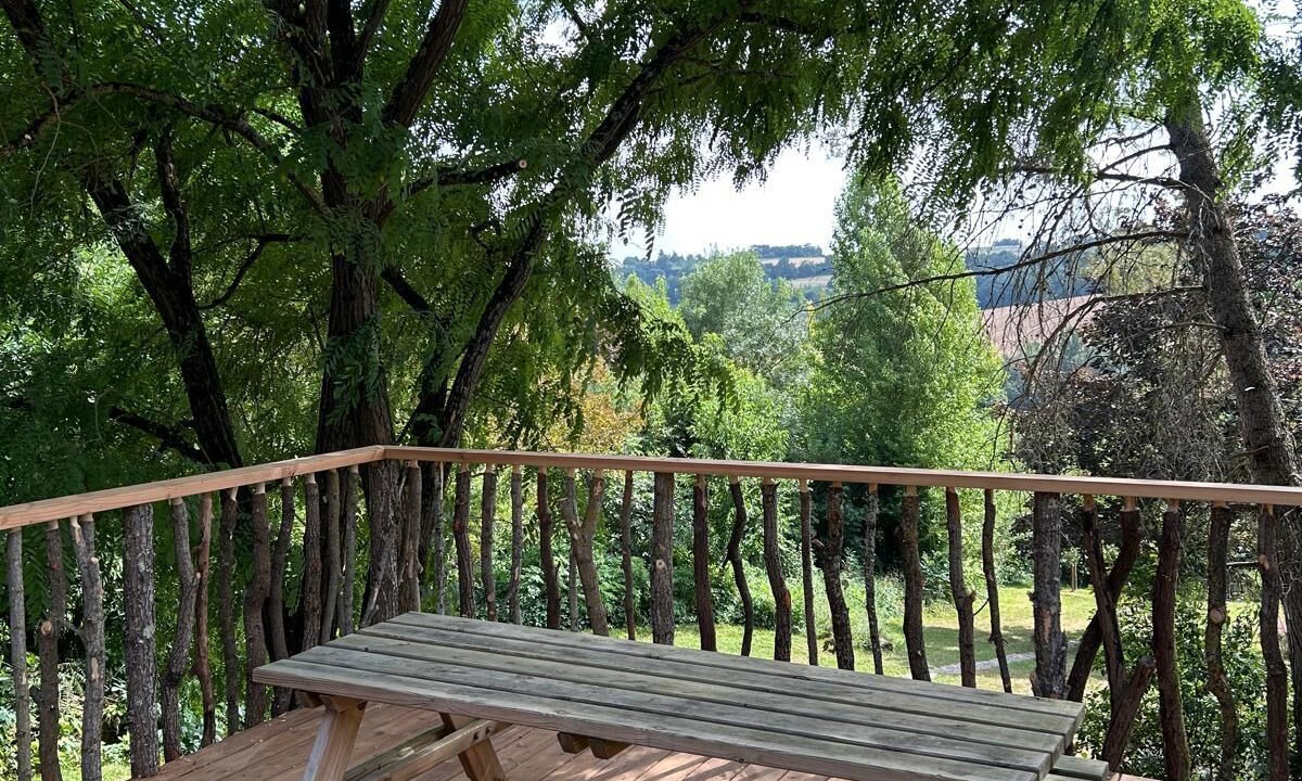 Photo of Outdoor in L'Isle-Bouzon