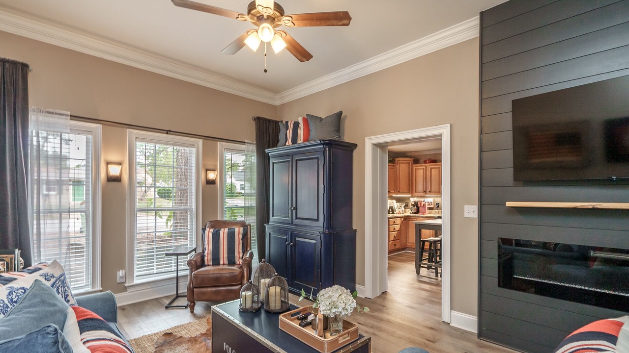 Photo of Livingroom in Monroe