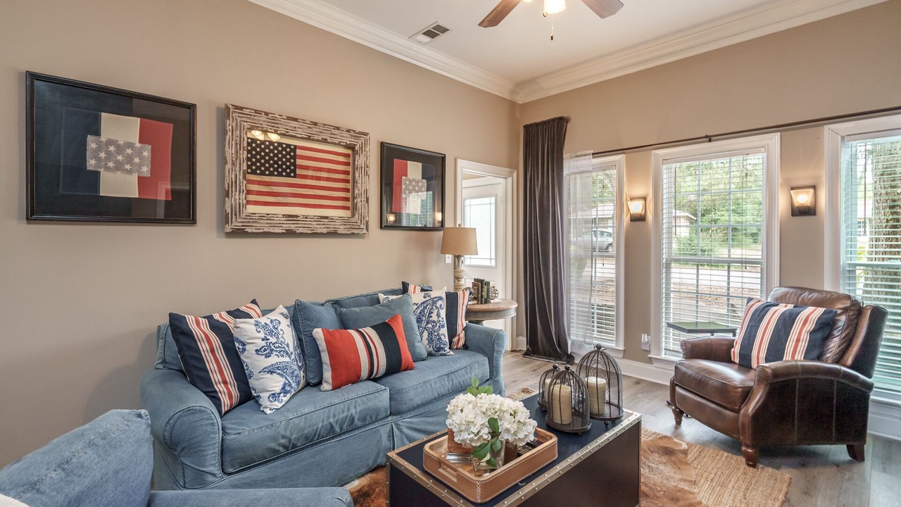 Photo of Livingroom in Monroe