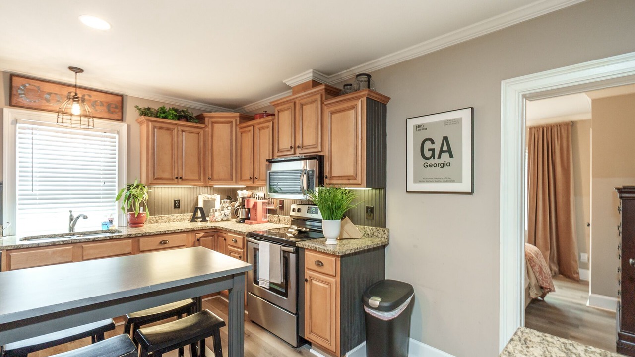 Photo of Others in Monroe