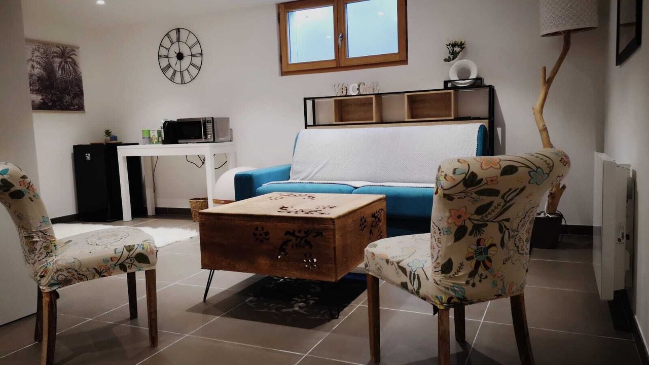 Photo of Others in Neuvecelle