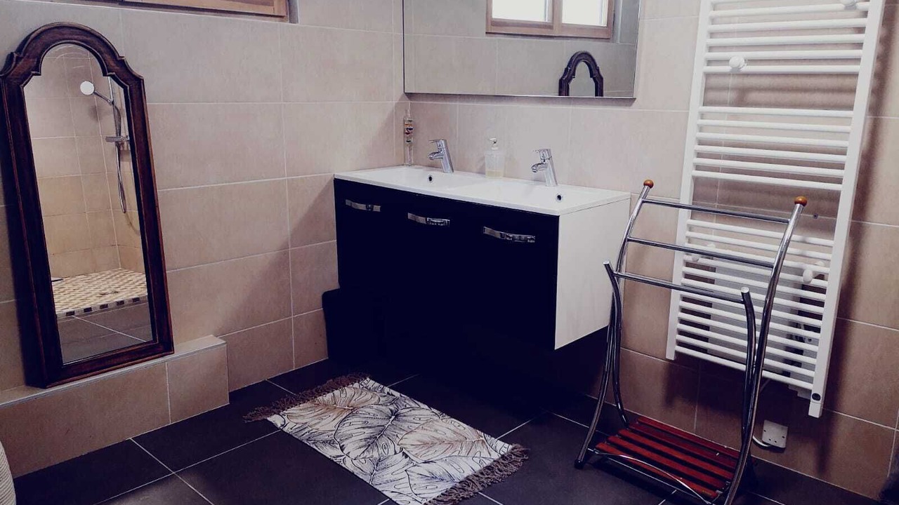 Photo of Bathroom in Neuvecelle